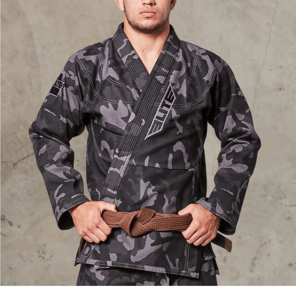 *NEW* Brazilian Jiu Jitsu Men's Black Camouflage Gi (Jacket and Pants)